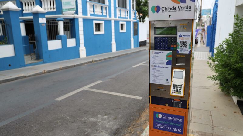 Cuiabá moderniza o rotativo com tíquete eletrônico Digipare