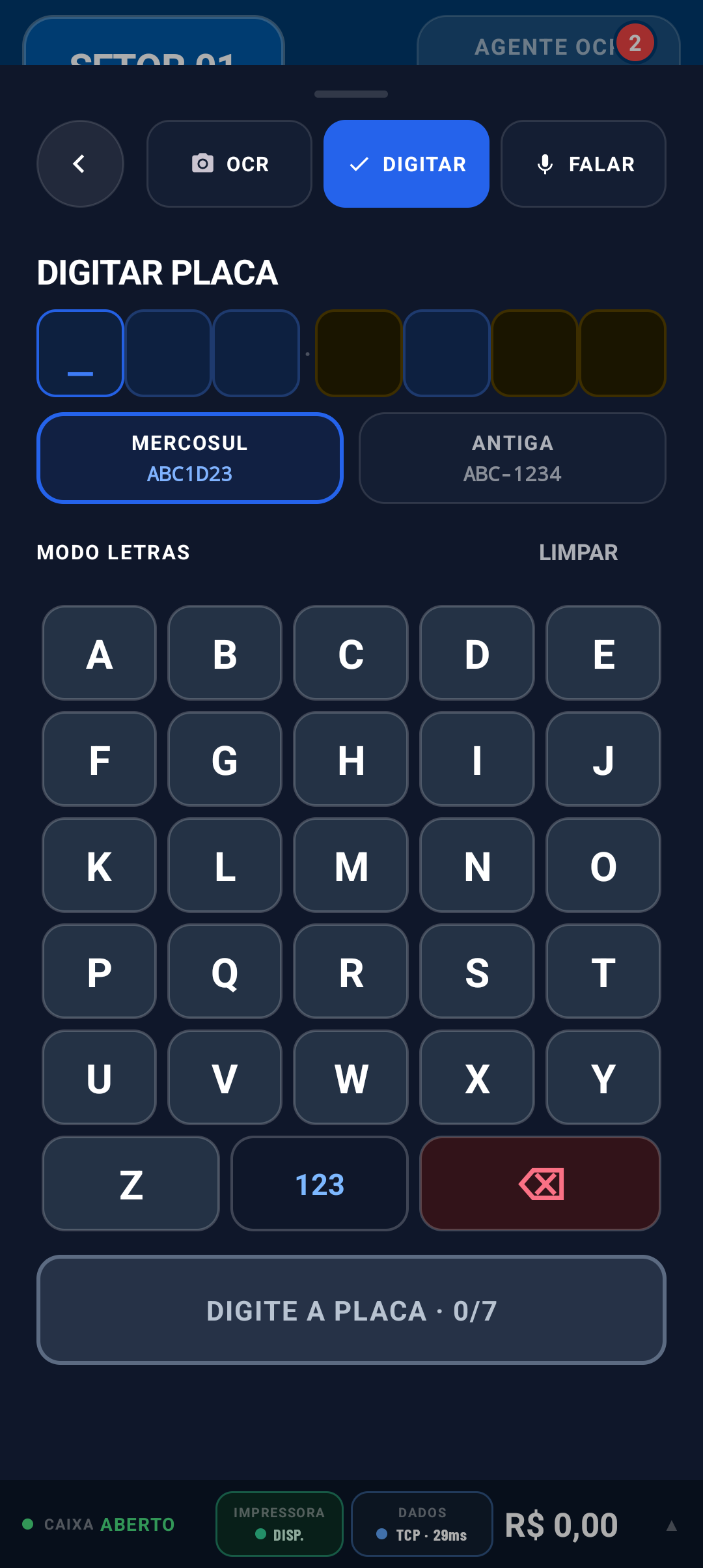 Pantalla real del teclado de campo para ingresar y revisar una matrícula